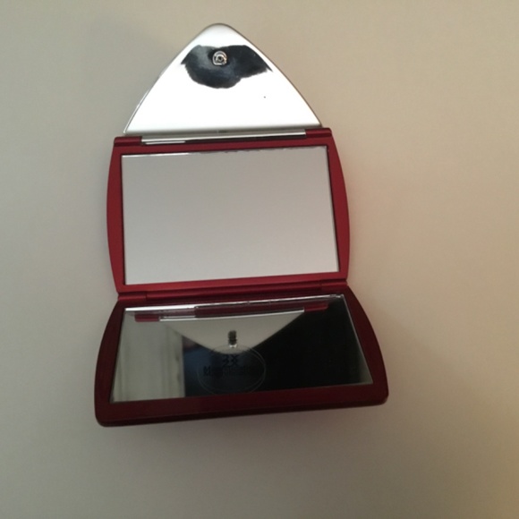 Two mirrored compact - Picture 2 of 4